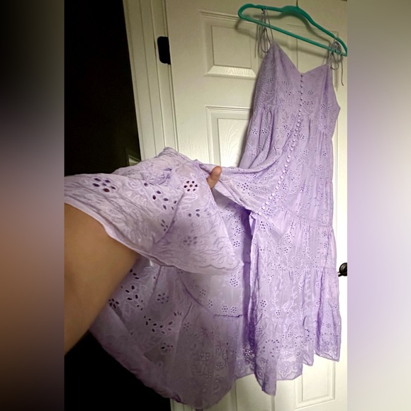 ‼️RARE‼️🎸ALICE + OLIVIA 🎸🔥NWT🔥Shanti Eyelet Lace Midi-Dress— Size 6 - Picture 11 of 16